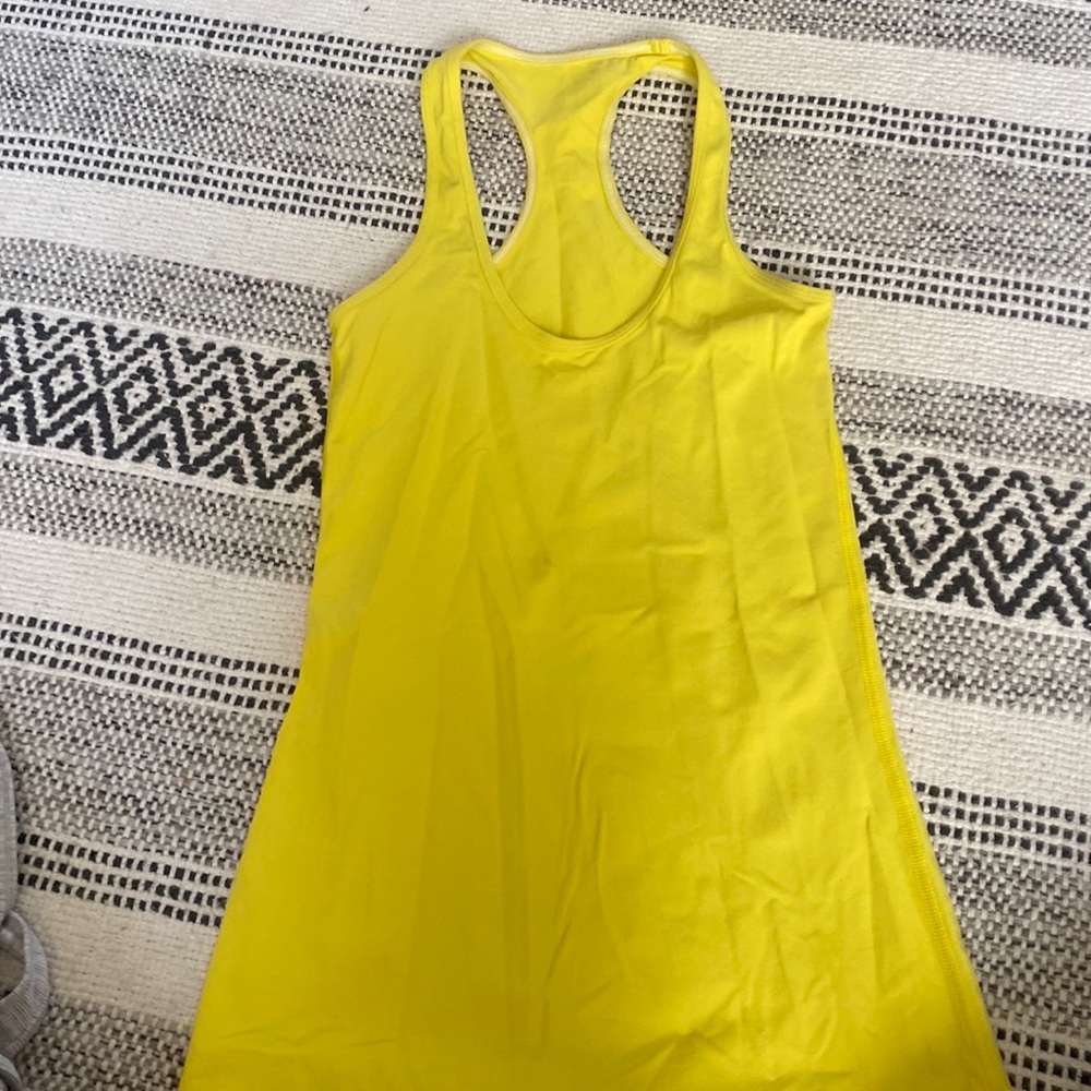 Lululemon tank top